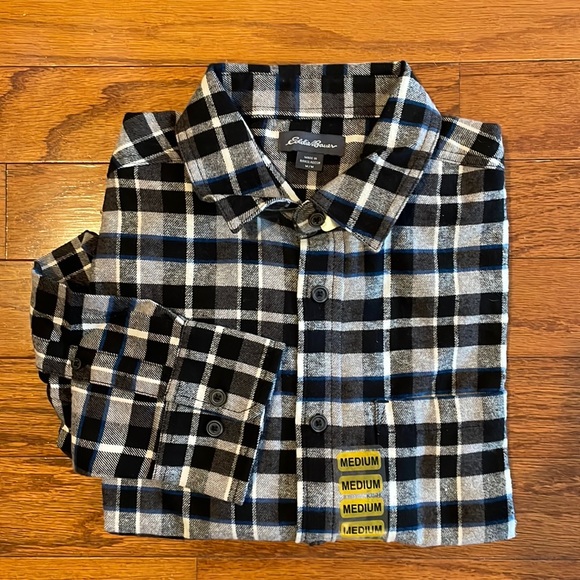NEW Mens Eddie Bauer Black/Grey/White/Navy Flannel Button Down - Picture 1 of 3